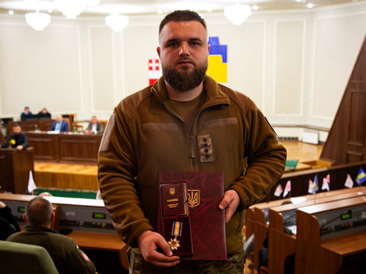 Офіцеру-нацгвардійцю з Волині вручили орден «За мужність». ФОТО