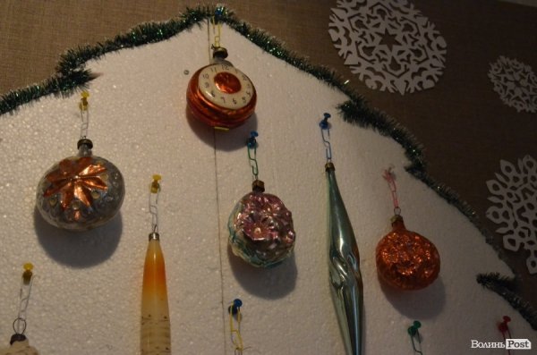 У Луцьку - виставка радянських ялинкових прикрас. ФОТО