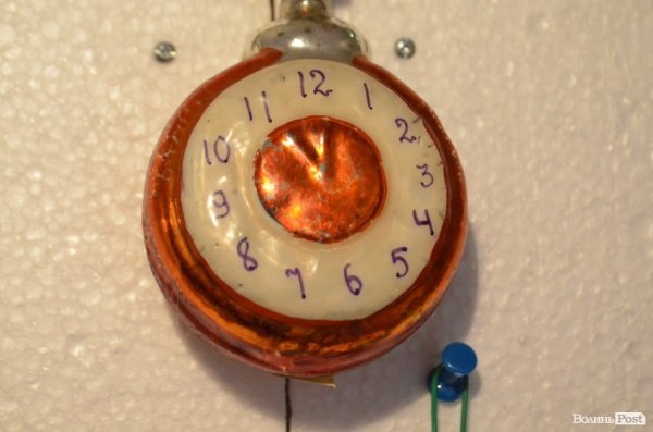 У Луцьку - виставка радянських ялинкових прикрас. ФОТО