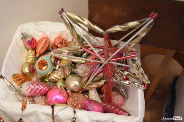 У Луцьку - виставка радянських ялинкових прикрас. ФОТО