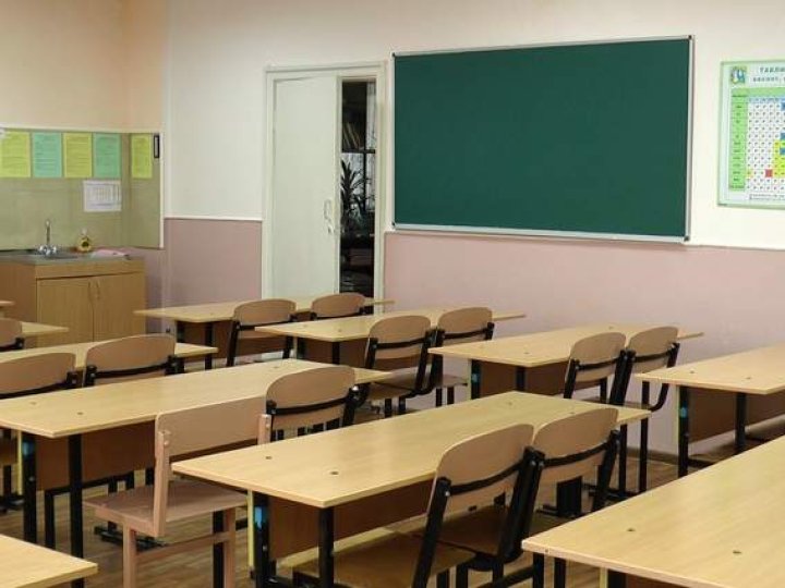 Учні шести ліцеїв на Волині навчатимуться 12, а не 11 років 