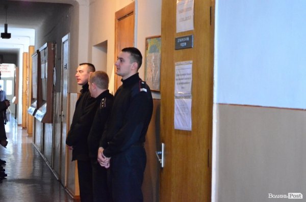 «Спецназ» здавав у Луцьку кров. ФОТО