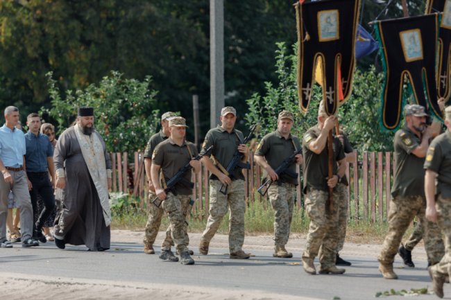 На Волині попрощалися із загиблим Героєм Дмитром Арендаруком