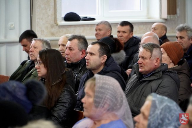 Волиняни навколішки провели в останню путь Героя Валентина Хлопцева