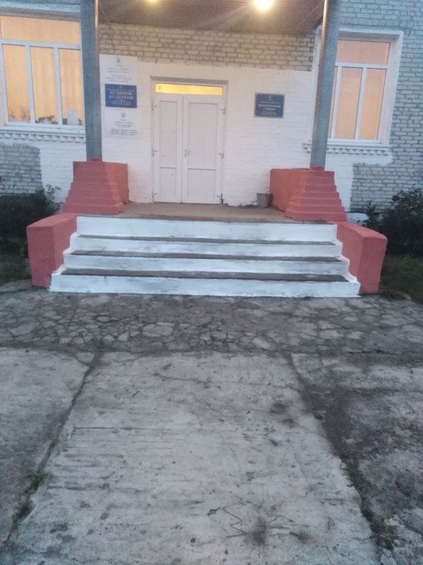 На Волині член ДВК проголосував за межами кабінки