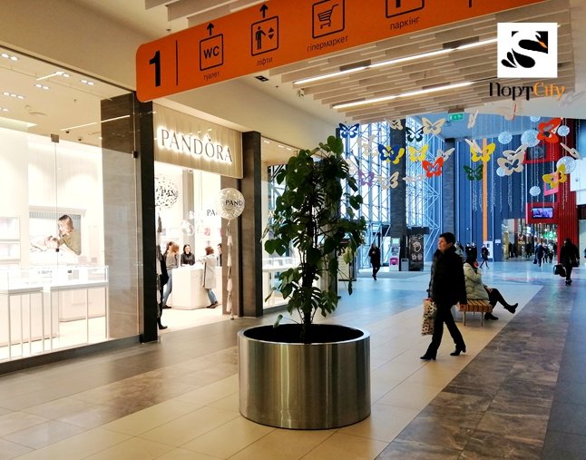 У «ПортCity» відкрився оновлений магазин «Pandora»*
