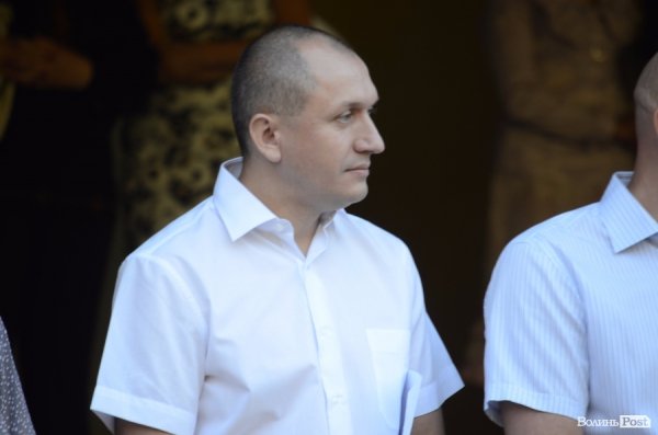 Перший дзвоник у луцьких школах. ФОТОРЕПОРТАЖ