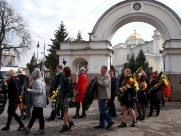 Луцька влада готова перекрити вулиці для проходження похоронної процесії
