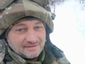 Волинянин, який отримав важкі поранення, обороняючи Бахмут, потребує допомоги