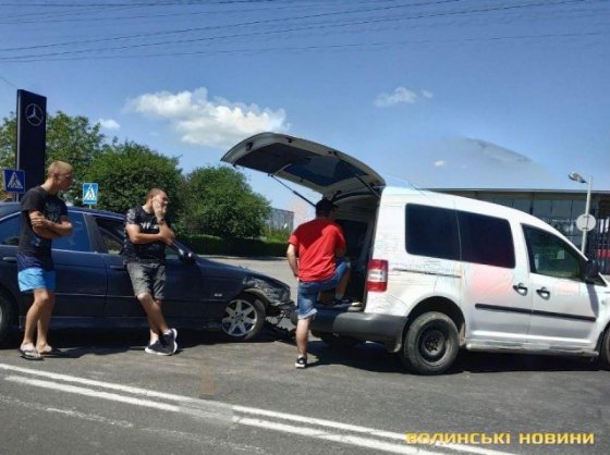 У Луцьку зіткнулись три автівки. ФОТО
