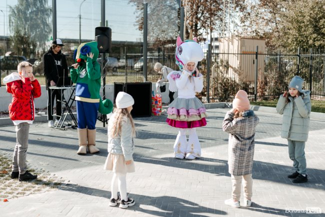 Знайомство сусідів, розваги і подарунки: ЖК «StyleUp» відсвяткував день народження. ФОТОРЕПОРТАЖ*