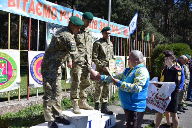Луцькі прикордонники здобули перемогу у чемпіонаті зі спортивного орієнтування. ФОТО