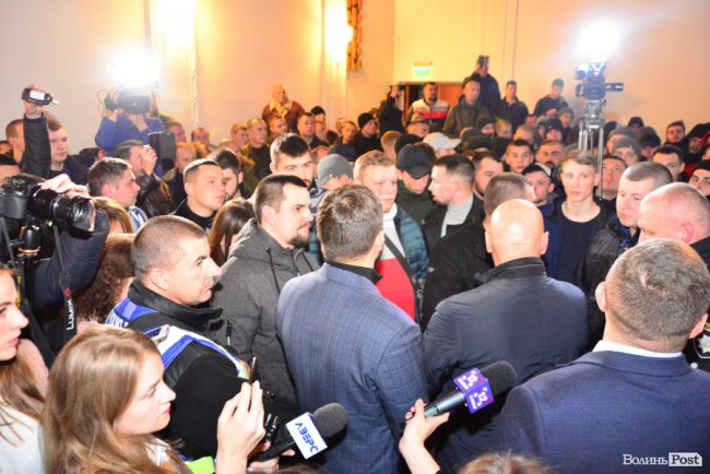 «Волинь – це не кар'єрна сходинка»: з якими претензіями атовці прийшли до Погуляйка. ФОТО