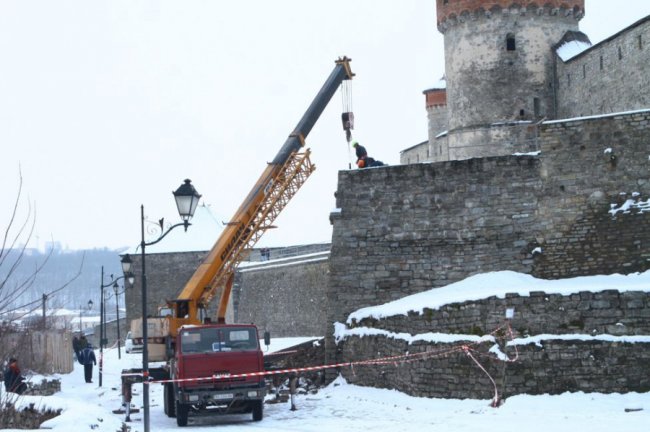 В Україні руйнується відома історична пам'ятка. ФОТО