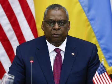 «У Росії закінчуються боєприпаси і вона зазнає значних бойових втрат», – глава Пентагону