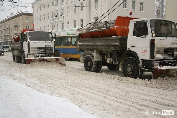 Луцьк засипає снігом. ФОТО
