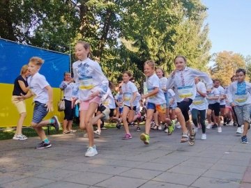 У Луцьку вперше відбувся «Забіг у вишиванках»: як це було. ФОТО. ВІДЕО
