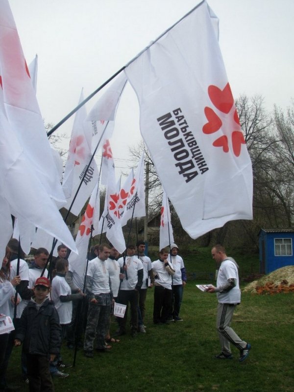 Волиняни вшанували патріотів у Холодному Яру