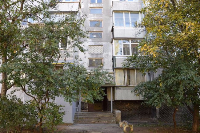 У Миколаєві з ножем в шиї знайшли відому лікарку