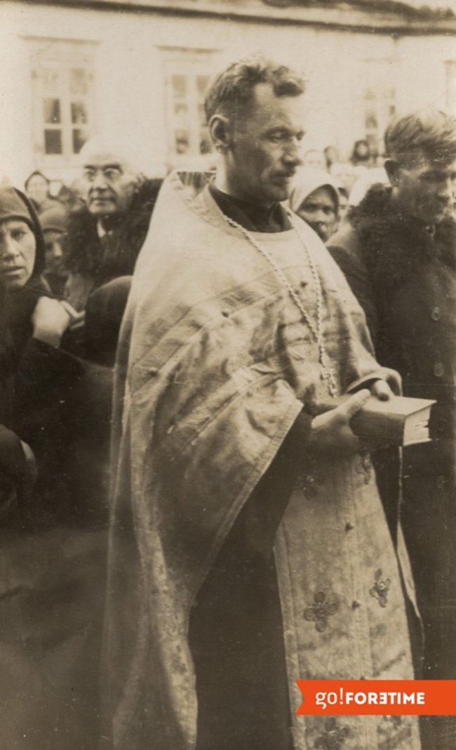 Показали ретросвітлини освячення церкви на Волині, яка не пережила війни