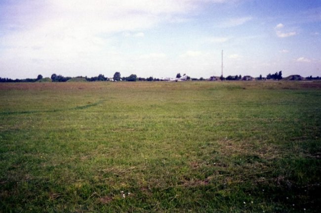 Останні фронтові бомбардувальники Су-24 у Луцьку. ФОТО