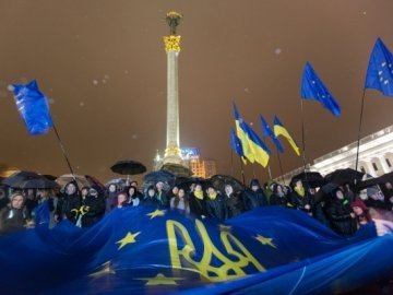 На Євромайдані в Києві - сутички