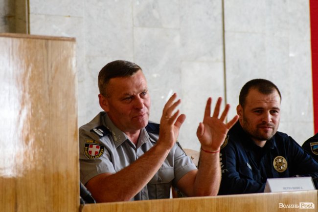 Подяки попередньому і завдання новому: як представляли головного патрульного Волині. ФОТО
