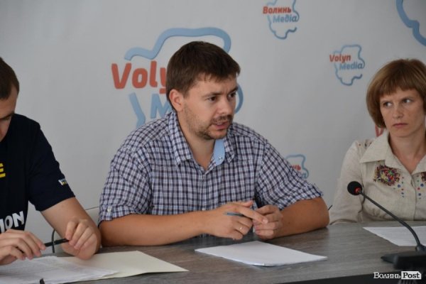 На Волині вимагають «закону про люстрацію», погрожують «гарячими головами»  «правосеків»