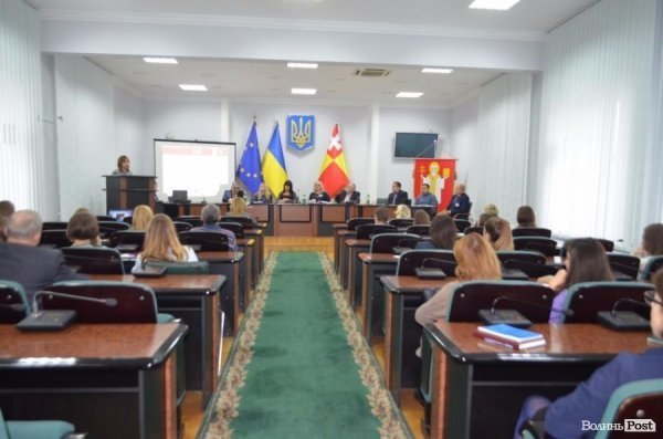 Селфі в кабінеті мера, екскурсія та презентація – у Луцькраді день відкритих дверей