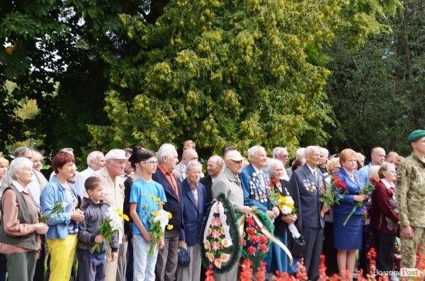 У Луцьку вшанували пам'ять героїв війни. ФОТО