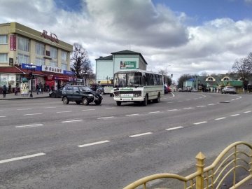 Аварія на Волині: позашляховик в'їхав у рейсовий автобус  