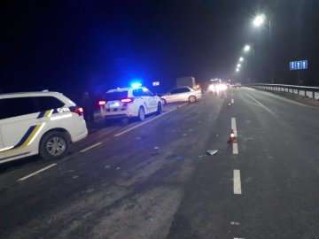 На трасі «Київ-Чоп» в аварії постраждали 5 молодих людей. ФОТО