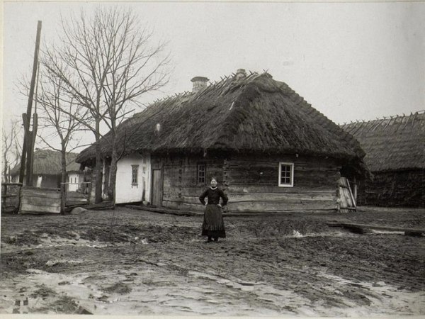 Як одягалися волиняни сто років тому. ФОТО