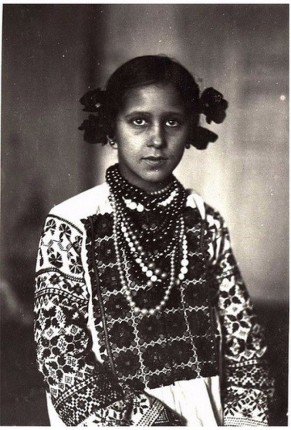 Як одягалися волиняни сто років тому. ФОТО