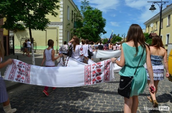 У Луцьку – хода пам’яті жертв політичних репресій. ФОТО
