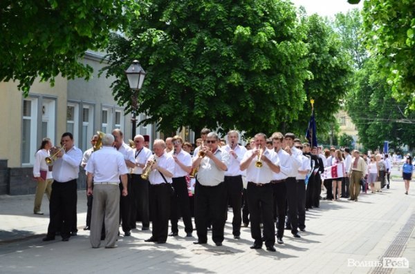У Луцьку – хода пам’яті жертв політичних репресій. ФОТО