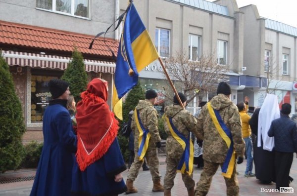 Лучани вшанували пам’ять жертв Голодомору