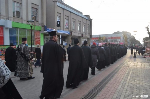 Лучани вшанували пам’ять жертв Голодомору