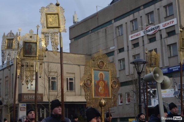 Лучани вшанували пам’ять жертв Голодомору