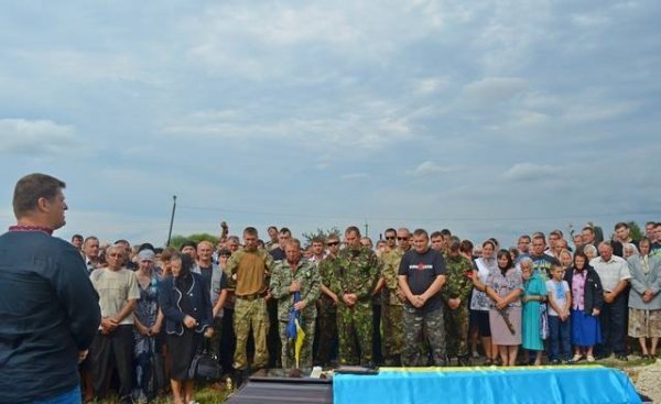 На Волині поховали загиблого під час АТО. ФОТО