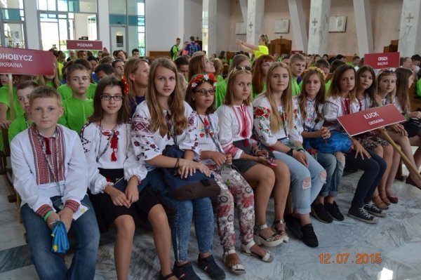 Луцькі діти взяли участь в унікальній міжнародній «тусовці». ФОТО