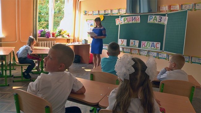 Волинський нардеп віддає «парламентську» зарплату на потреби виборців