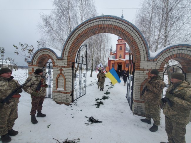 На Волині попрощалися з полеглим спецпризначенцем Іваном Деркачем