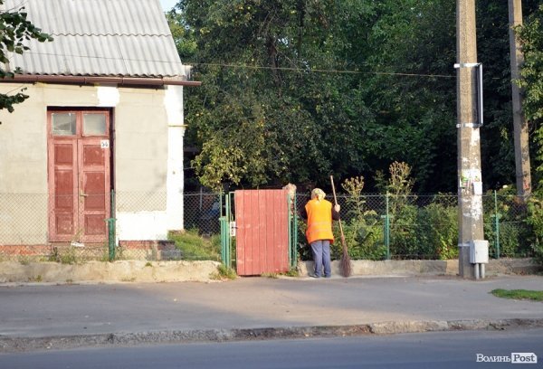 Львівська уже підметена. Можна й побалакати :)