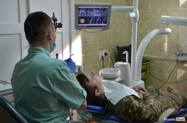 Нове обладнання та професійна допомога: як луцький військовий госпіталь зустрічає бійців