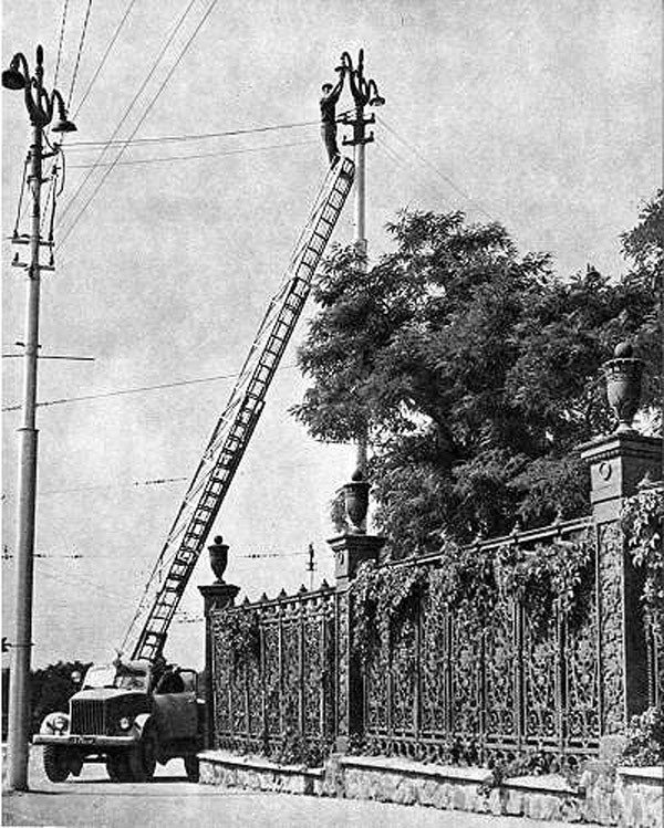 Забір міського саду. Донецьк, 1962 