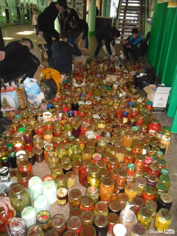 Спецпризначенці вражені: луцькі діти за день зібрали допомогу бійцям