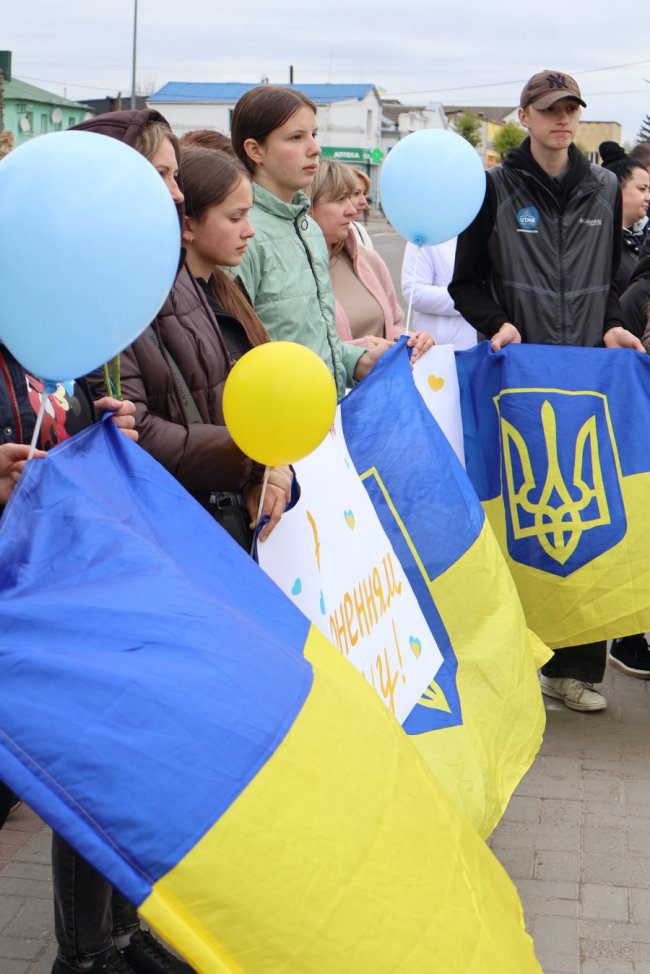 На Волині зустріли звільненого з полону воїна Андрія Жолоба. ФОТО