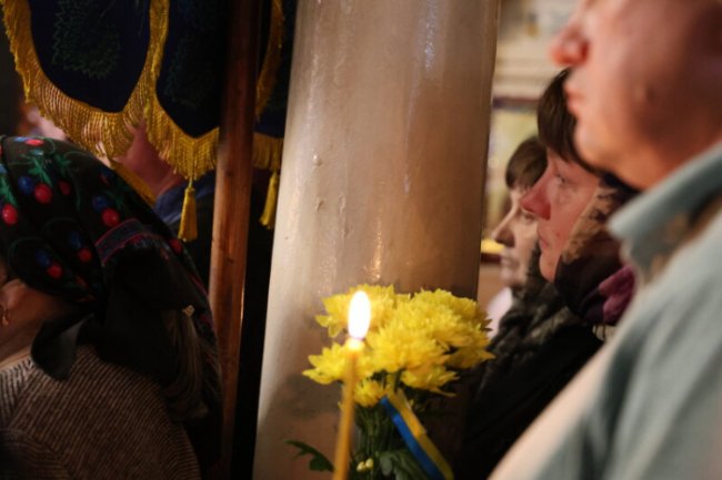 Лучани віддали останню шану Герою Віталію Колеснику