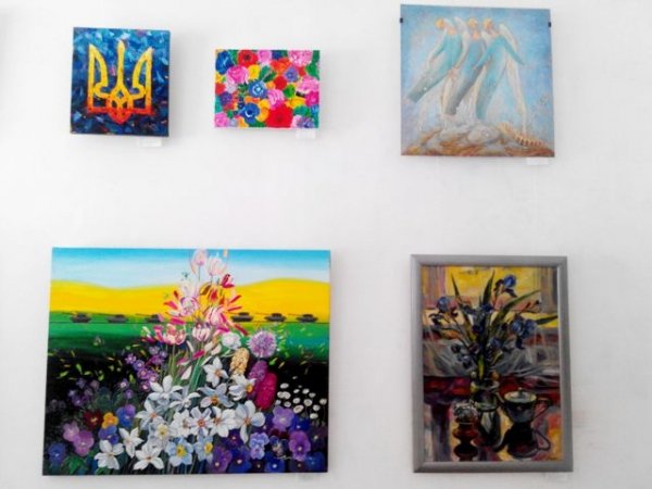 У Луцьку гроші для поранених військових збирають за допомогою мистецтва. ФОТО